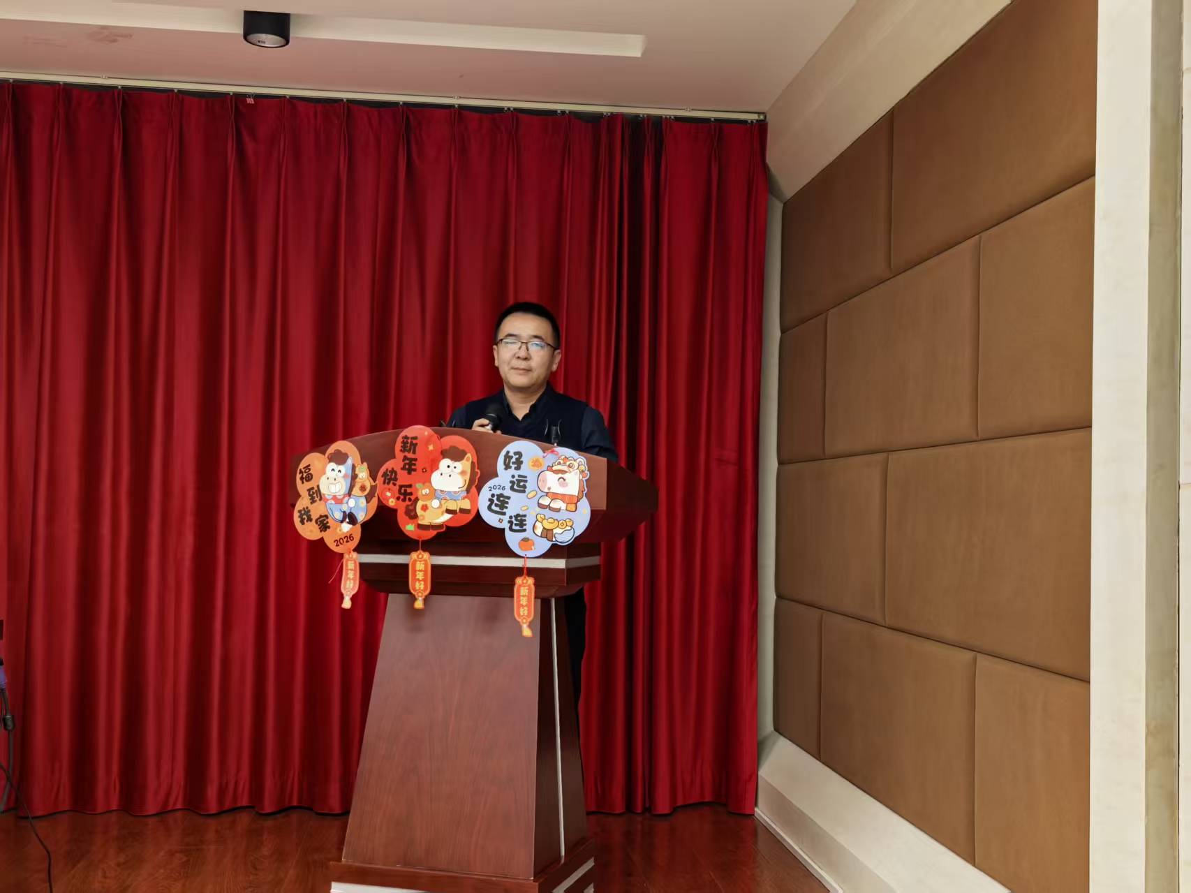 8c3565f45fd421ef749263e171ae5e82