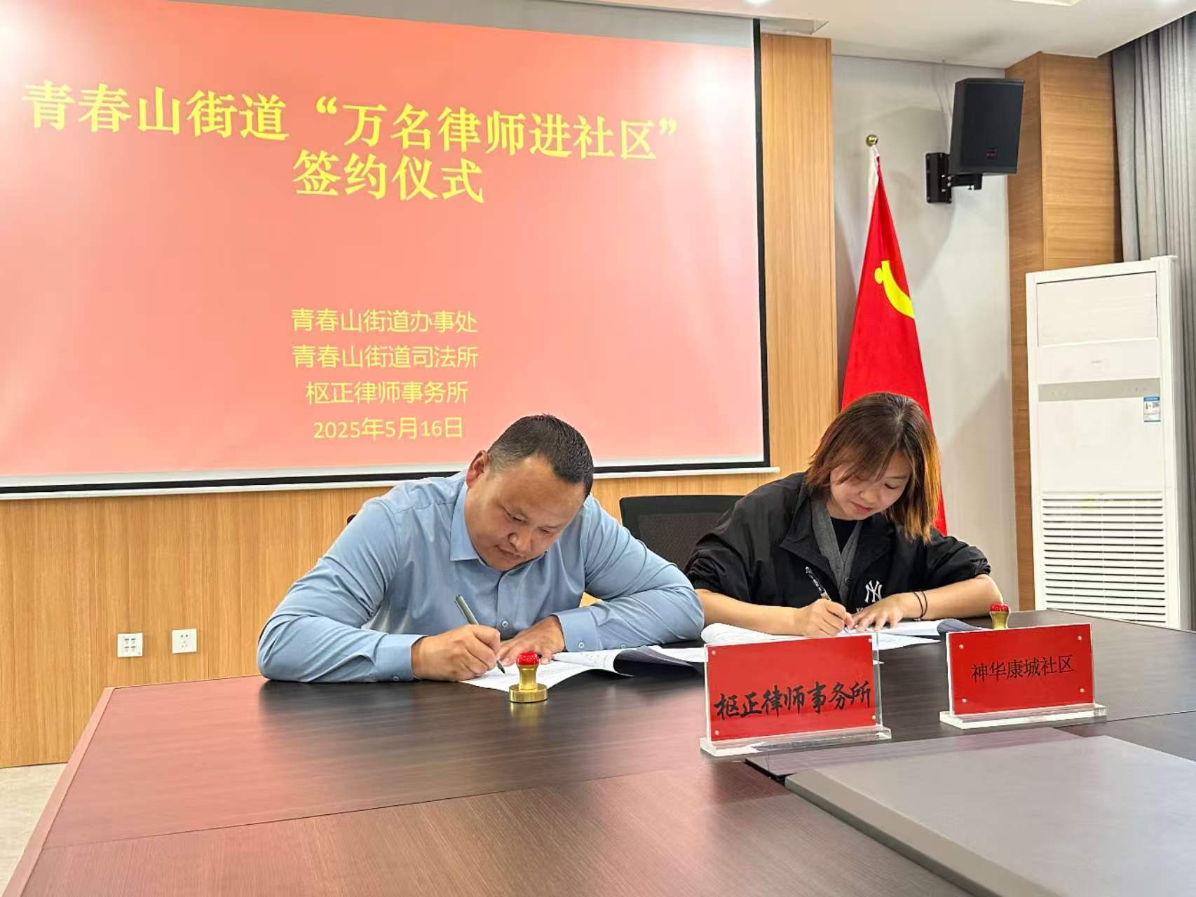 cfa29ee1a044190f9fbdc86107c839c1