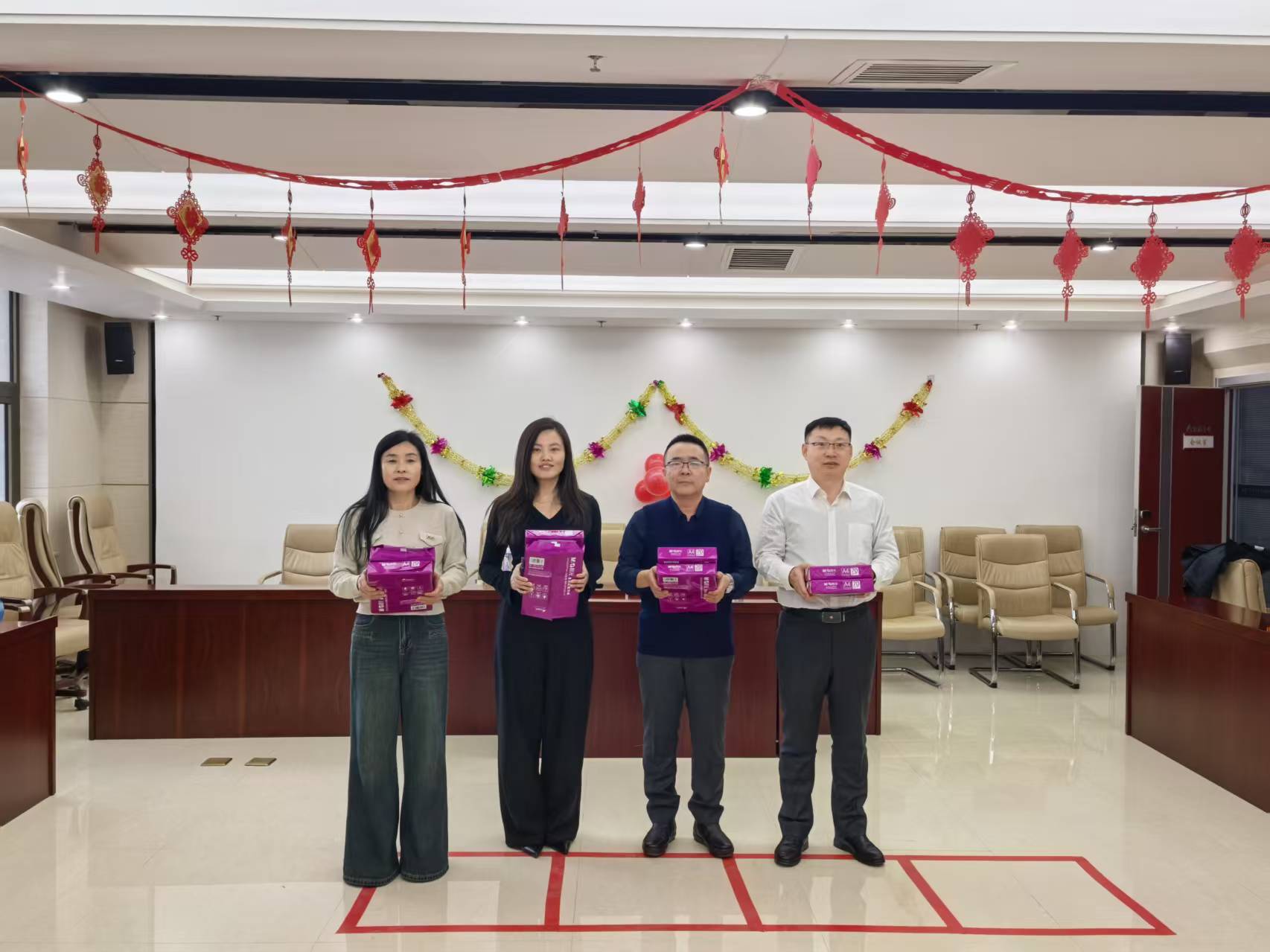 f432e7f8d6a78d29a271d5bd56433f83