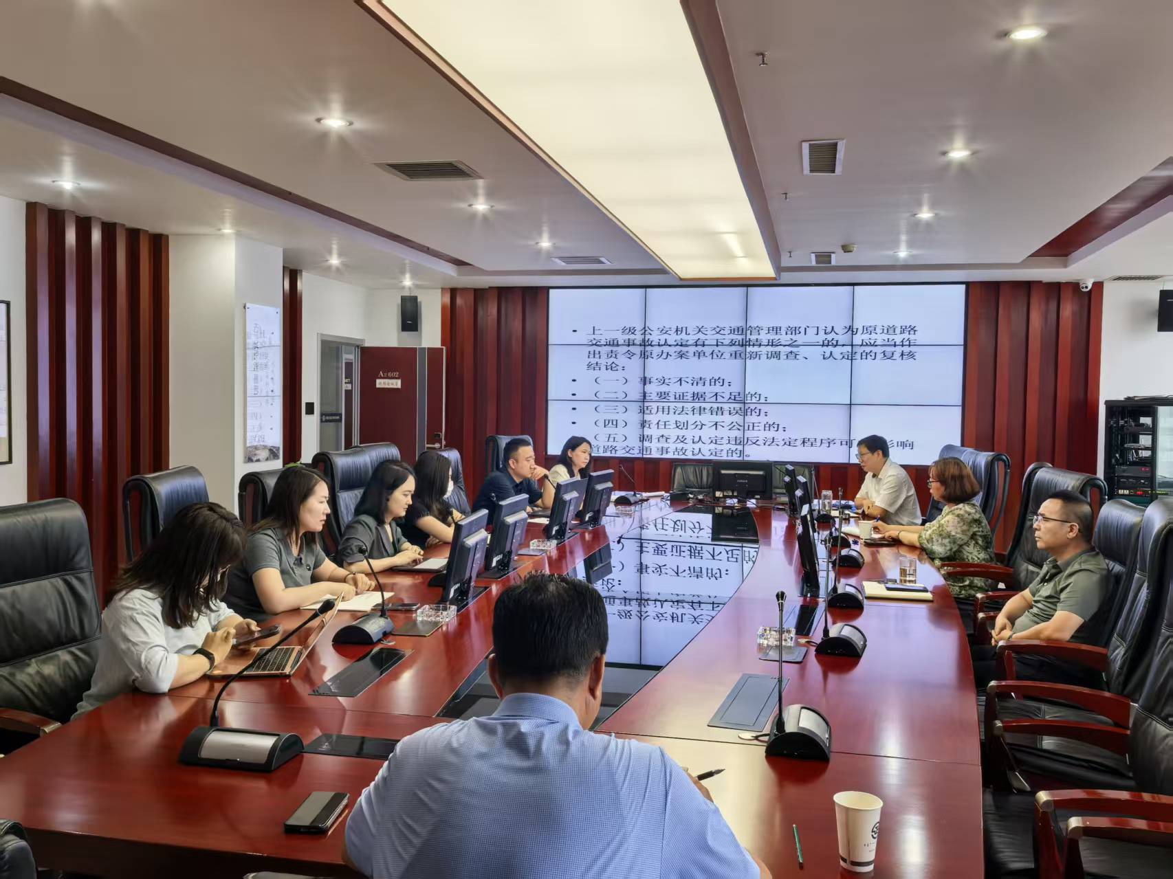 f6835fb6a27082ea5310744ca56a2d11