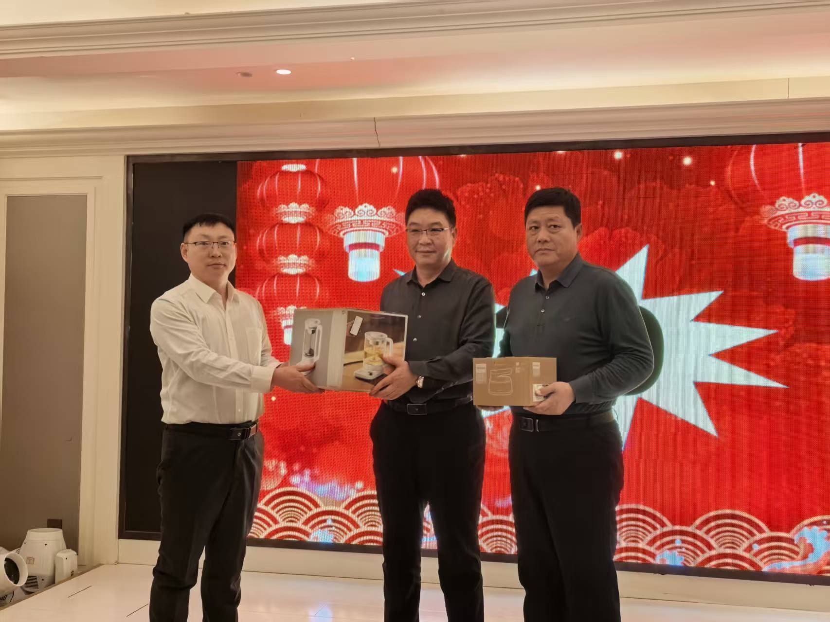 4c3f42919ddac6b7efe339d2c185d1e5