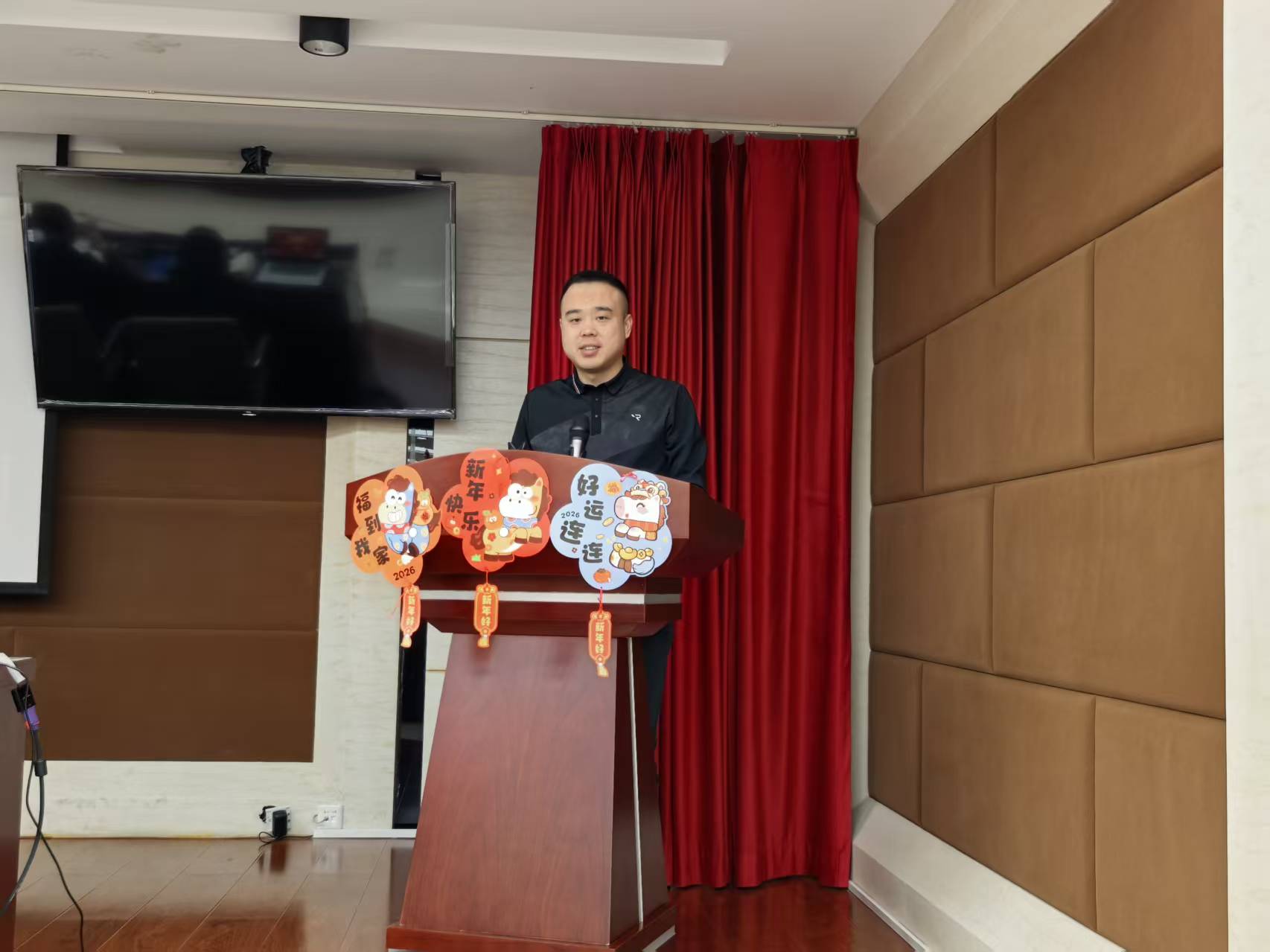 86ed89026b3778072afedb59f9fcc585