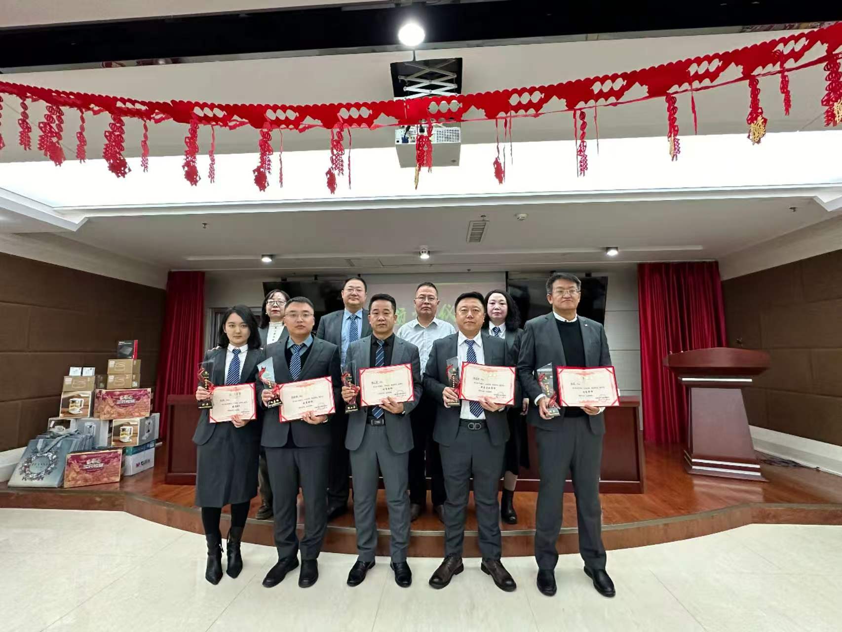 18e2203d22c8acc13e1ce1dad037490b 18e2203d22c8acc13e1ce1dad037490b